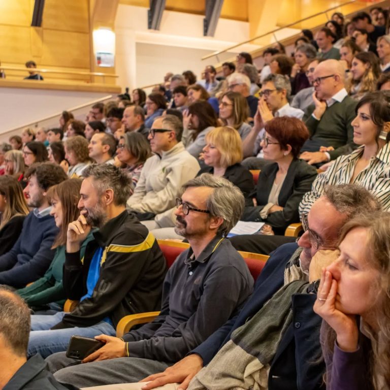 553992487_17895918333312870_3103842618483632910_n