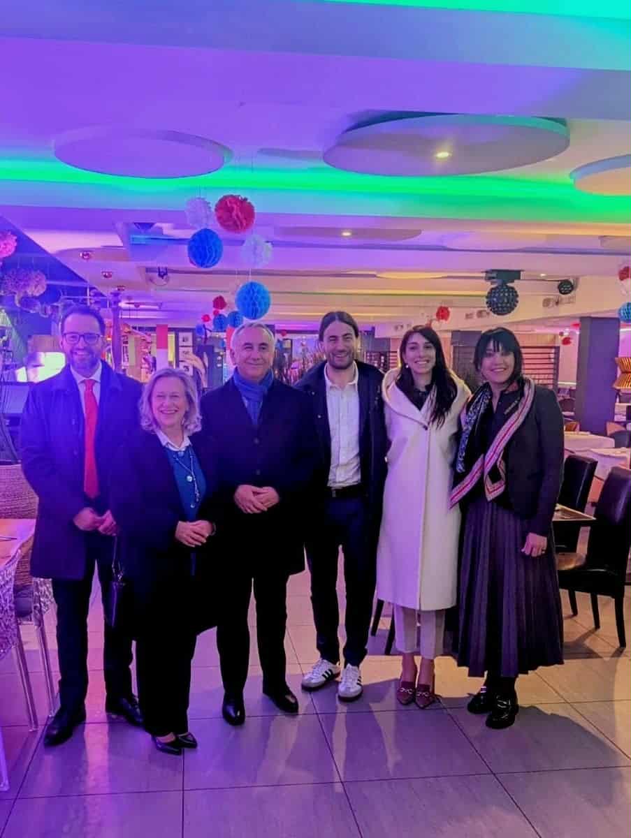 1c45edca-8a6c-4d40-b88e-8a9eae33c381